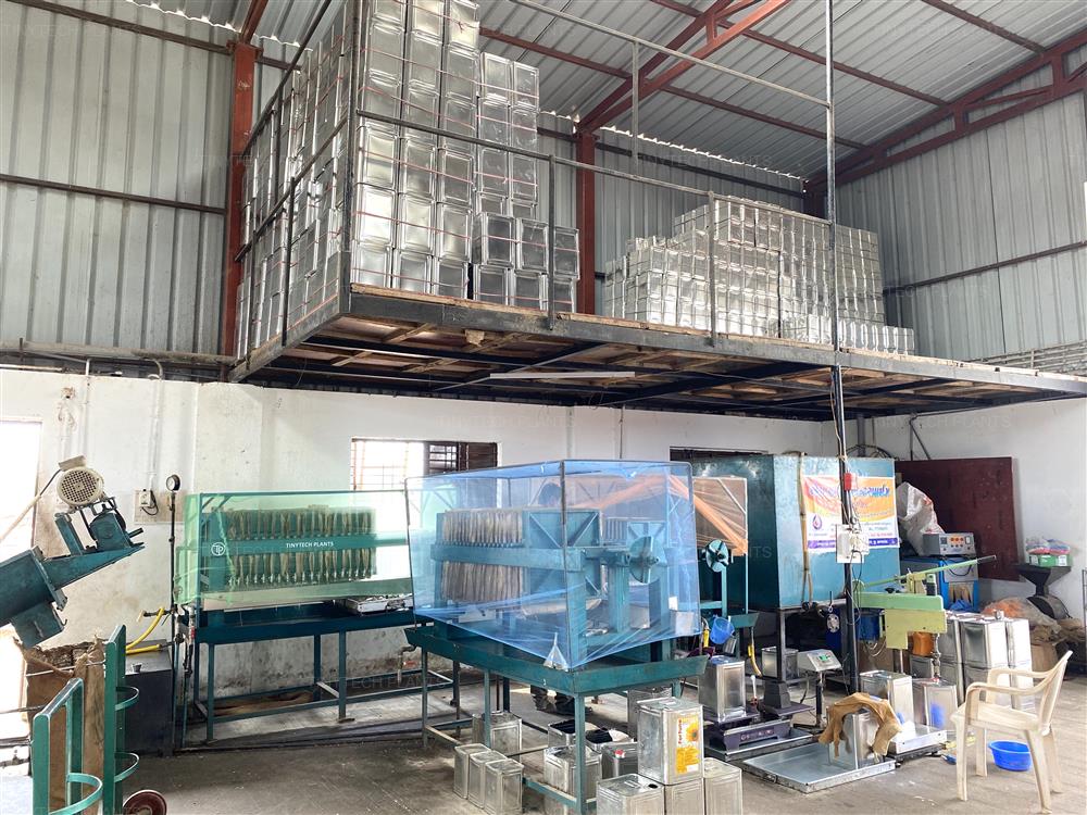 12 TONS OIL MILL PLANT NEAR HIMATNAGAR, GUJARAT